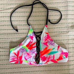 NWOT Pink bikini floral halter top